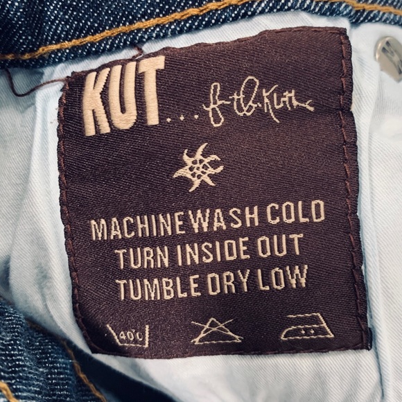 Kut from the Kloth Blue Denim Flare Jeans … - Picture 5 of 7